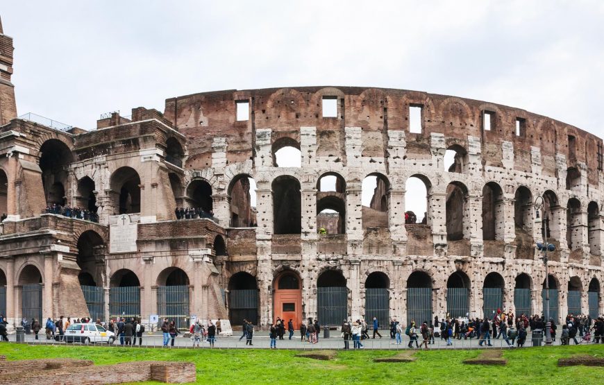 COLOSSEUM SEMI-PRIVATE TOUR WITH FAST-TRACK ADMISSION